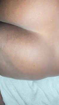 Sexy milfka špatně bere velký penis