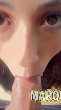 Bruna sexy in sesso anale senza limiti
