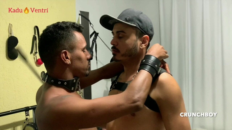 Slut twink used bareback by XXL cock: Sexo a pelo con chicos latinos