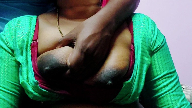 Desi Mohini: 배다른 여동생과 하드코어 섹스하는 의붓아버지