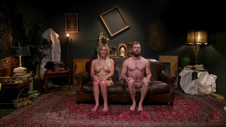 TS Seduction by Kink: プレイの時間:ケイリー・コックスがマイク・パニックを個性的な楽しみに生き生きと蘇らせる
