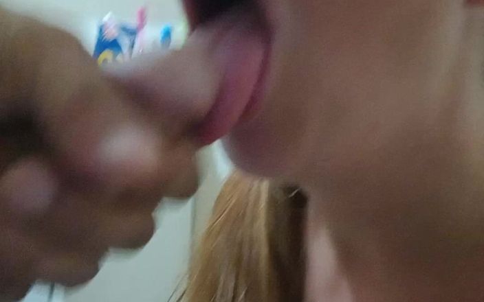 Casalbembolado: Bú mọi thứ uống sữa nuốt