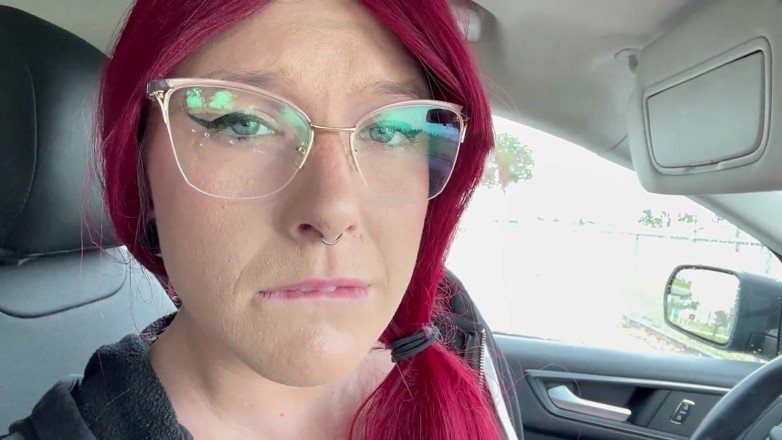 Missellie8: Massive Mommymovie