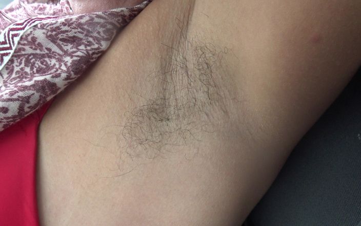 Souzan Halabi: Đón một cô vợ cuckold Thổ Nhĩ Kỳ với nách đầy...
