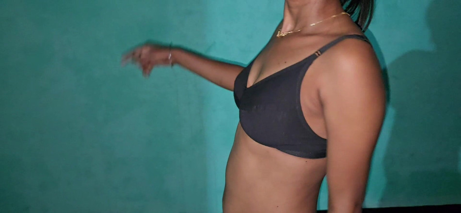 SafeRosebush8: Moje indická přítelkyně