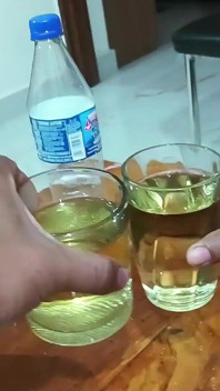 Fată sexy incitantă studentă se fute în secret în hotel de 7 stele cu client VIP