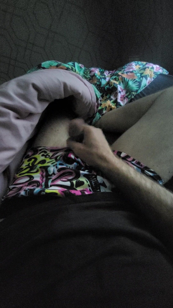 Polishx: Fun in Bed