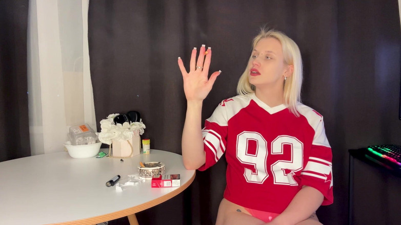 MertyXXX: Mi Primer Fumador Empedernido