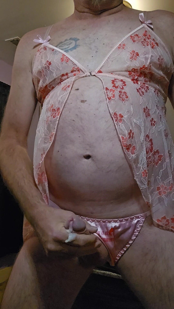 Fantasies in Lingerie: Kul i mina rosa satin trosor