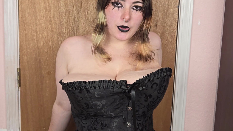 Mushroombitchx: Goth přítelkyně pro tebe vystříká v korzetu