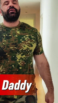 Charlie Ferreira Gest follada por masivo papi
