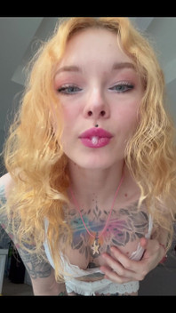 Attention: This Is for Slave Boys Only! Open Your Mouth Wide and Enjoy Your Reward for Being a Good Boy