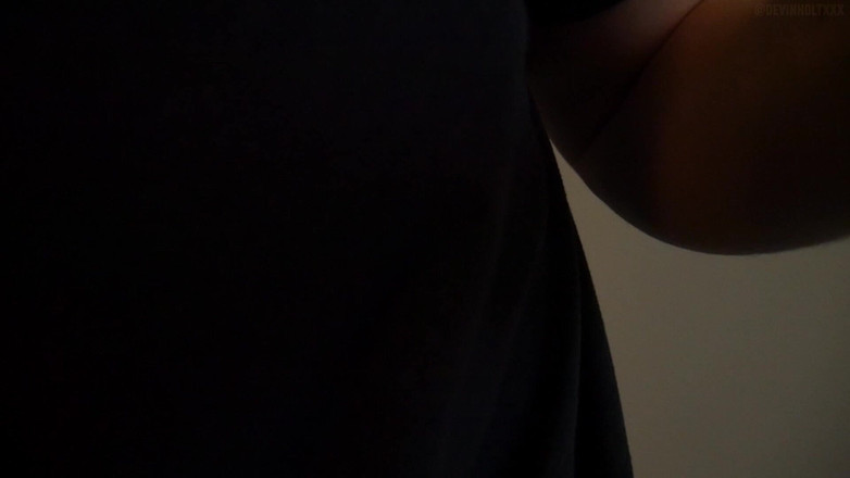 Devin Holt: Ben ve sen birlikte mastürbasyon yapıyorsun bakış açısı asmr