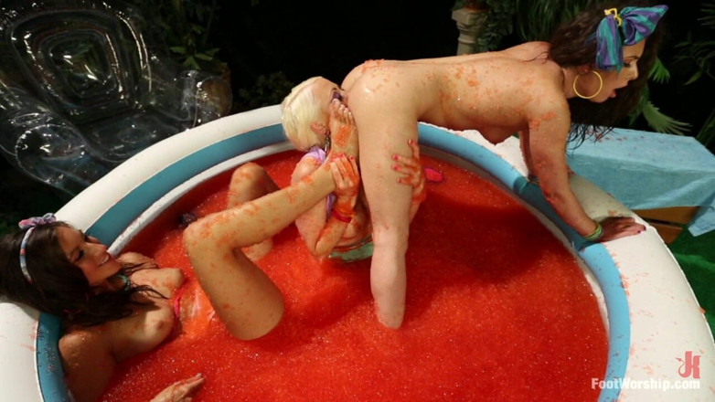 Foot Worship by Kink: Fußfetisch, lesbisches footing, wackeln und sploshing