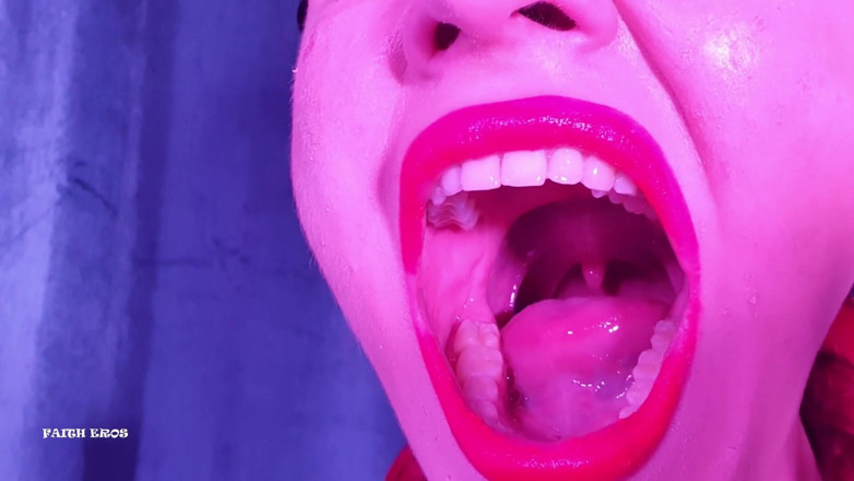 Faith Eros: Ia Meletihkan Untuk Menjadi Mannequin - Yawning
