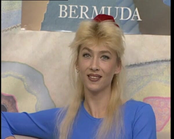 YOUR FIRST PORN: Konigin Der 90 Er Jahre - Etiene Queen of the 90s - Etiene