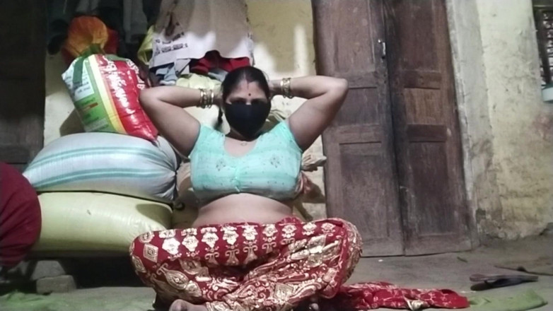 Desi_bhabhi121: Hot Bhabh Fingering Pussy Nude Boobs Press