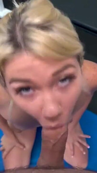 Der Fitnessraum ist der beste Ort, um Küken wie Zelda Morrison abschleppen