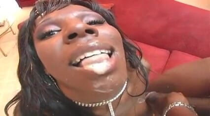 Deep Fuckers: Bubble butt ebony oils up her ass and gets fucked