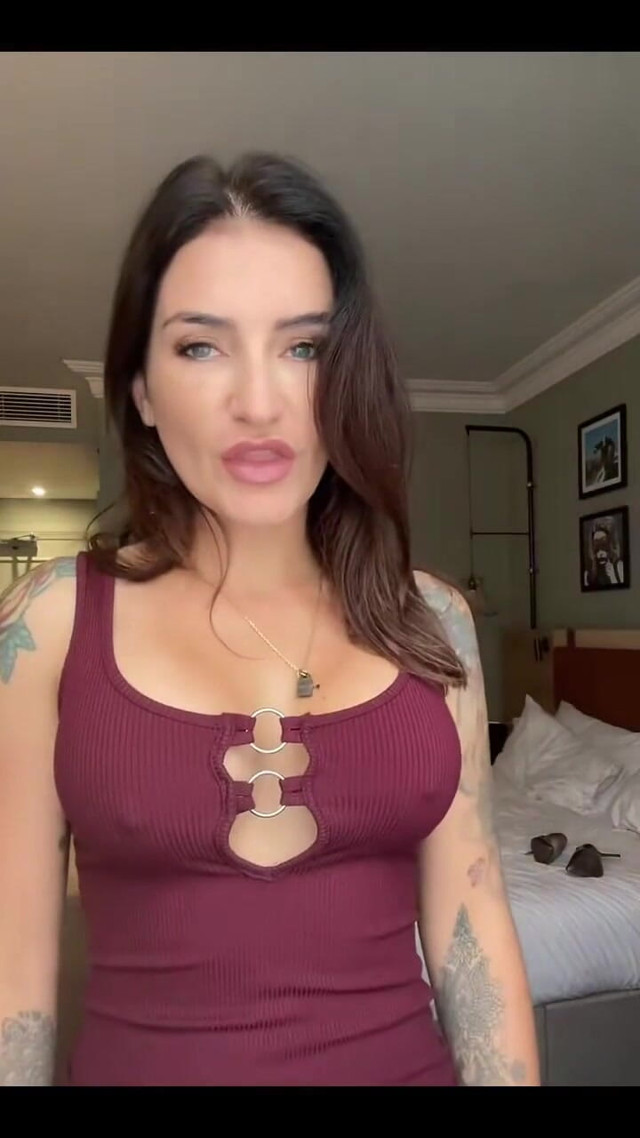 My Hottest Content (Adreena Winters)