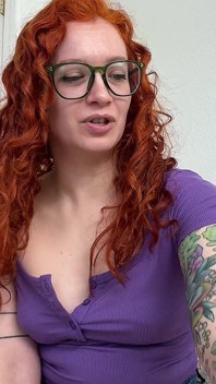 Liebende futa-ehefrau beobachtet, wie du in eine frau und pOV-sex wirst
