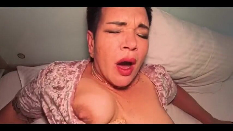 KarmenMilf: Làm tình nóng bỏng luân phiên trong hậu môn và...