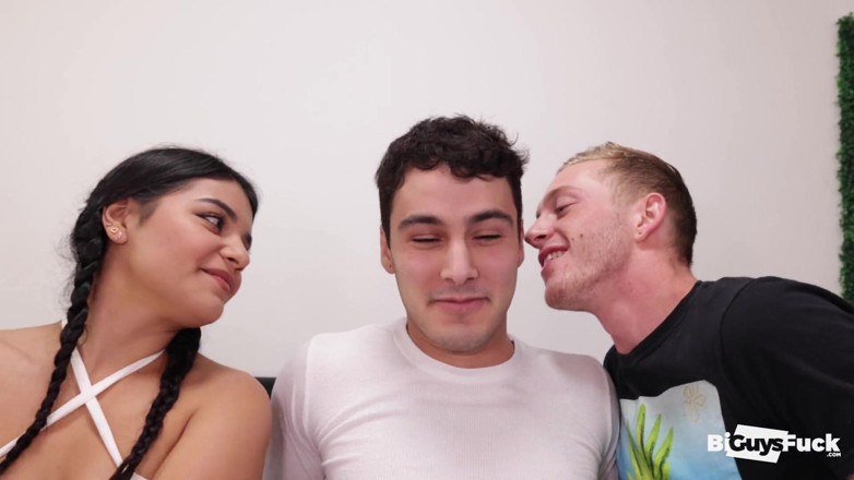 Bi Guys Fuck: Curul lui Liam Quinn pompat. Agățare sexuală bisexuală