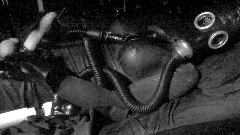 Kali Futa: Kali sní o velkém černém péru