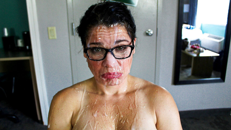 Sammi Starfish: Bewerber enf bukkake