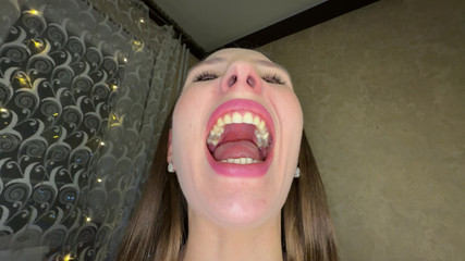 Hottie goddess: ディープスロートスライム抽出:究極のよだれと粘液遊び