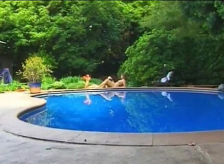 Lesbo Tube: Two hot lesbians licking pussies outside