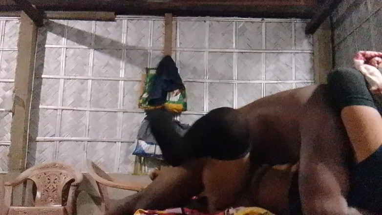 Masuuma Aktaaar: Video seks hot pasak istri dan suami india
