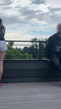 Dickflash çatı kafe macerası içine boşalma
