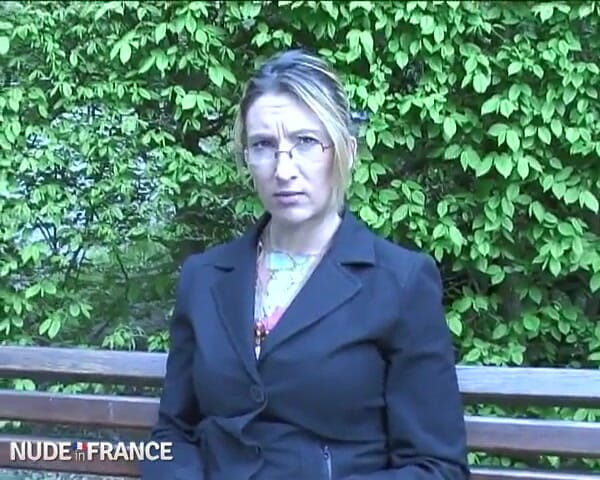 La France a Poil: Грудастую милфу в очках жестко шпилят в любительском видео