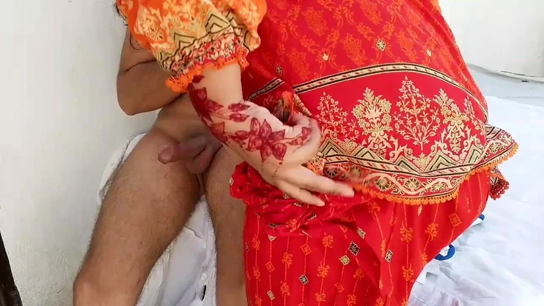 QueenbeautyQB: Desi Punjabi Couple Sex Video