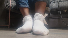Simp to my ebony feet: moje krásné bílé ponožky