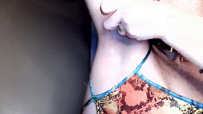 Lady_the_Tramp: Video lengkap asmr - ketiak dan memeknya dicrot di dalam