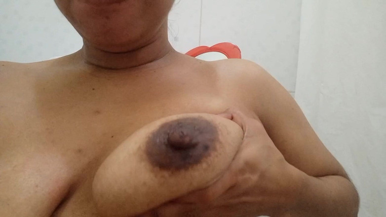 PATY PATY: Não perca essa gozada !! a enteada vaza o leite acumulado...