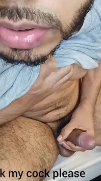 젖을 많이 주는 아빠의 자지 - 자위하고 사정하는 동안 더티 토크
