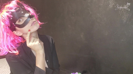 BigBoobCat: Salut, je suis le chaton de tes rêves. Tu veux...