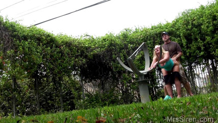 Siren XXX Studios: Zlobivá venkovní děvka