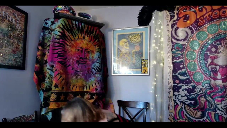 Suzy Wylde: Suzy Wylde kontynuuje trening analny