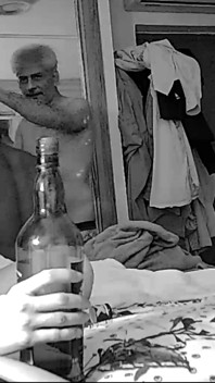Marido Trae a Su Guardia De Seguridad BBC a Casa Y Mira a Su Esposa Blanca Rendirse Por Completo