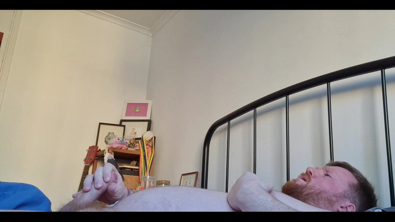 Touchstone: Eine nach dem training verschwitzte Beugungs- und wichs-session mit einem...