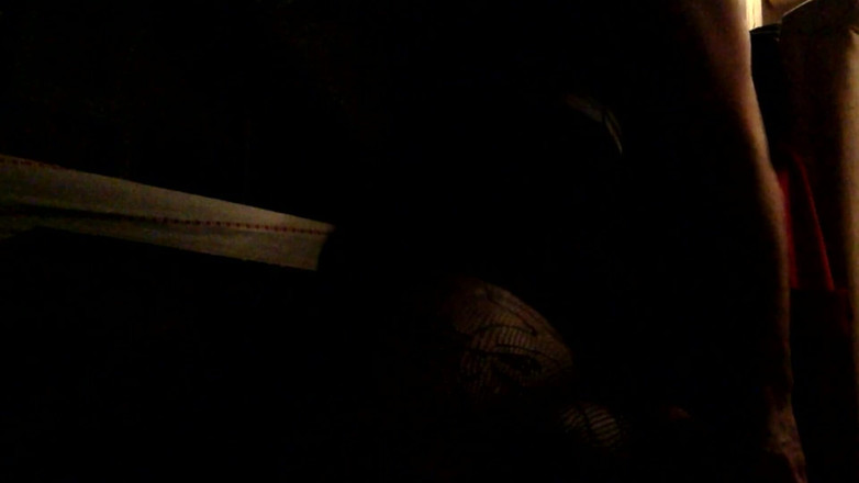 Joslin: Sissy joslin nimmt dildo in den arsch