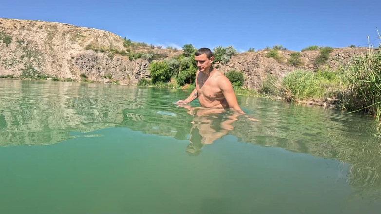 HotPrincessUA: Naked in Blue Water Playful Day with My Lover