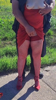 Enjoying Oneself in the Fields
