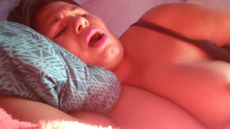 Riderqueen: Macocha zerżnięta przez nieznajomego w namiocie