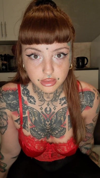 CBT! Te prind pervers, așa că trebuie să-ți distrugă