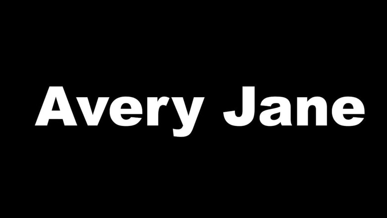 Richard Manns World: Richard Mann Vs Avery Jane